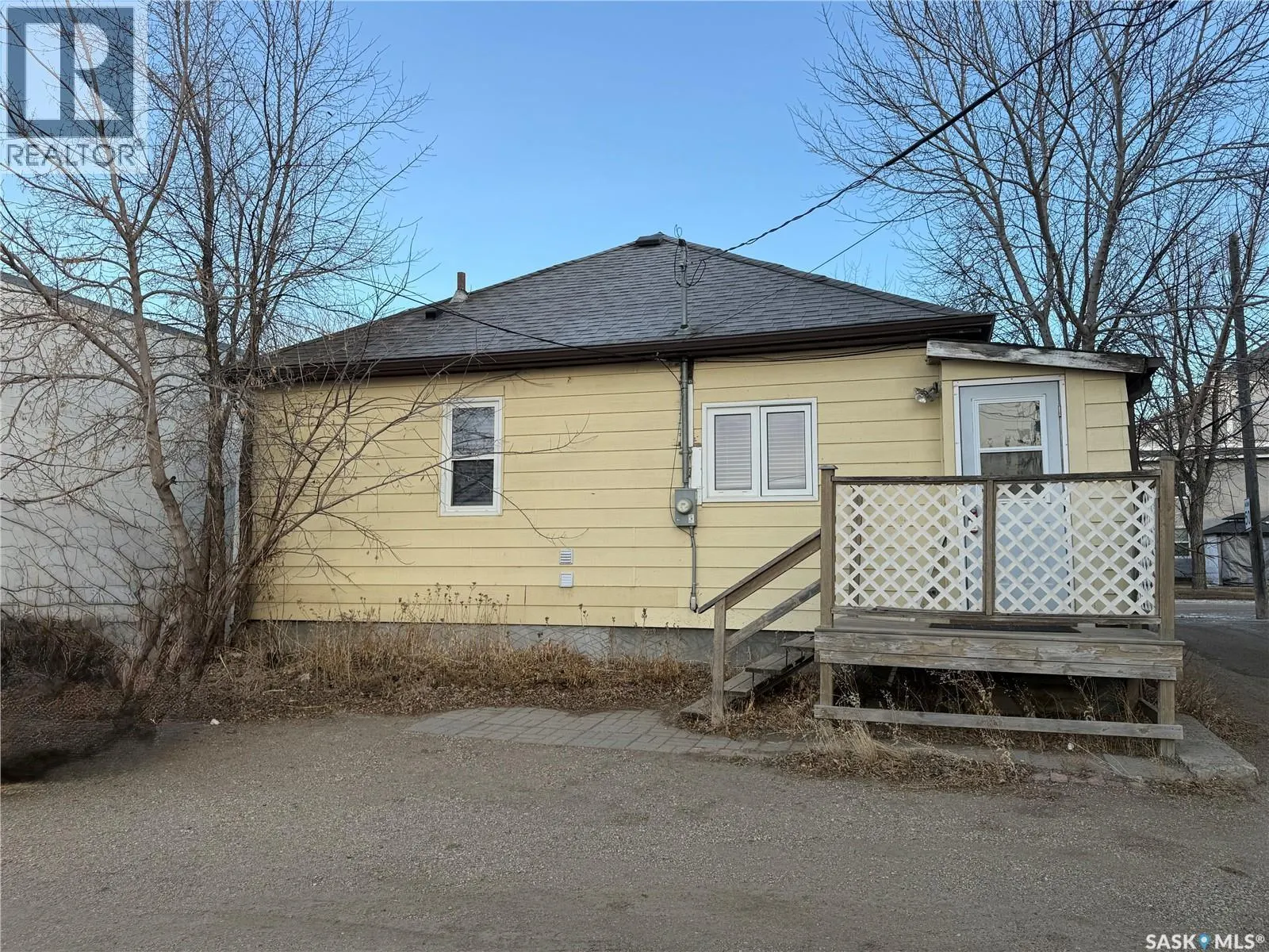 71 Ross STREET W