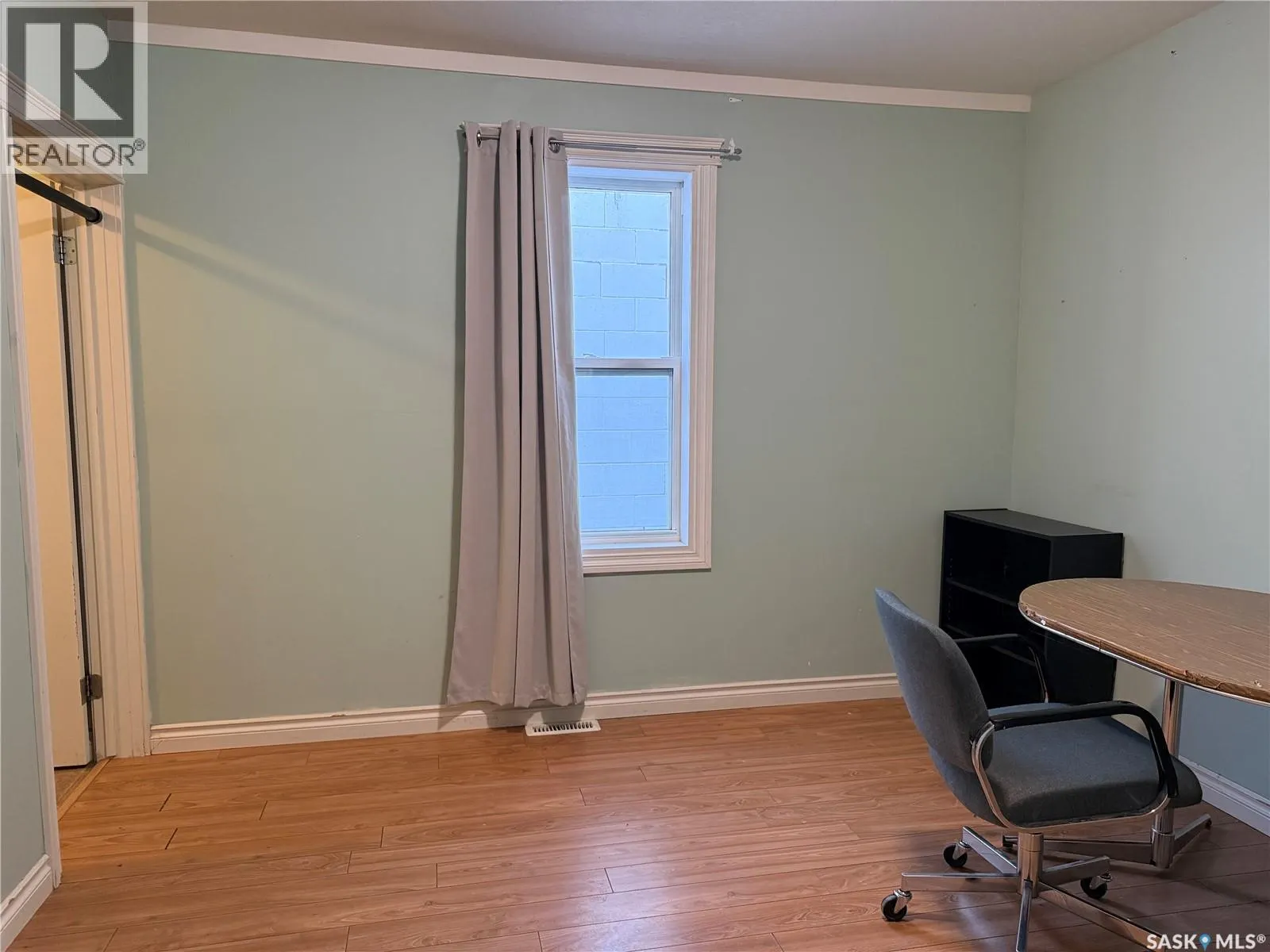 71 Ross STREET W