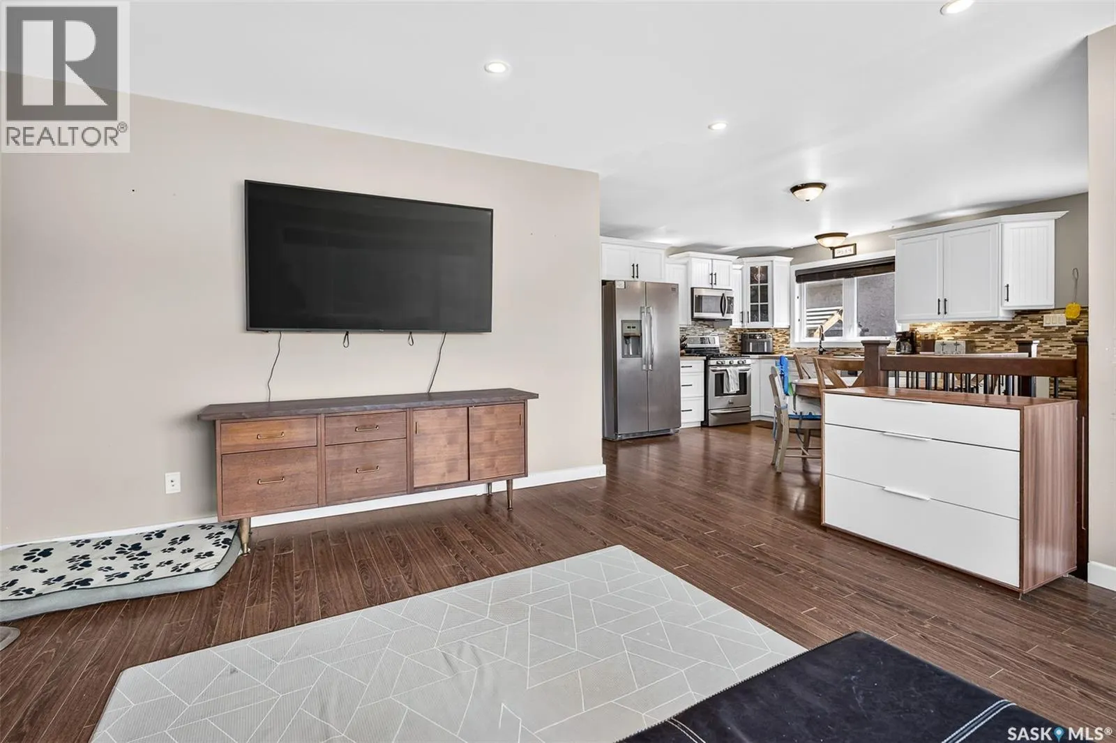1214 Grandview STREET W