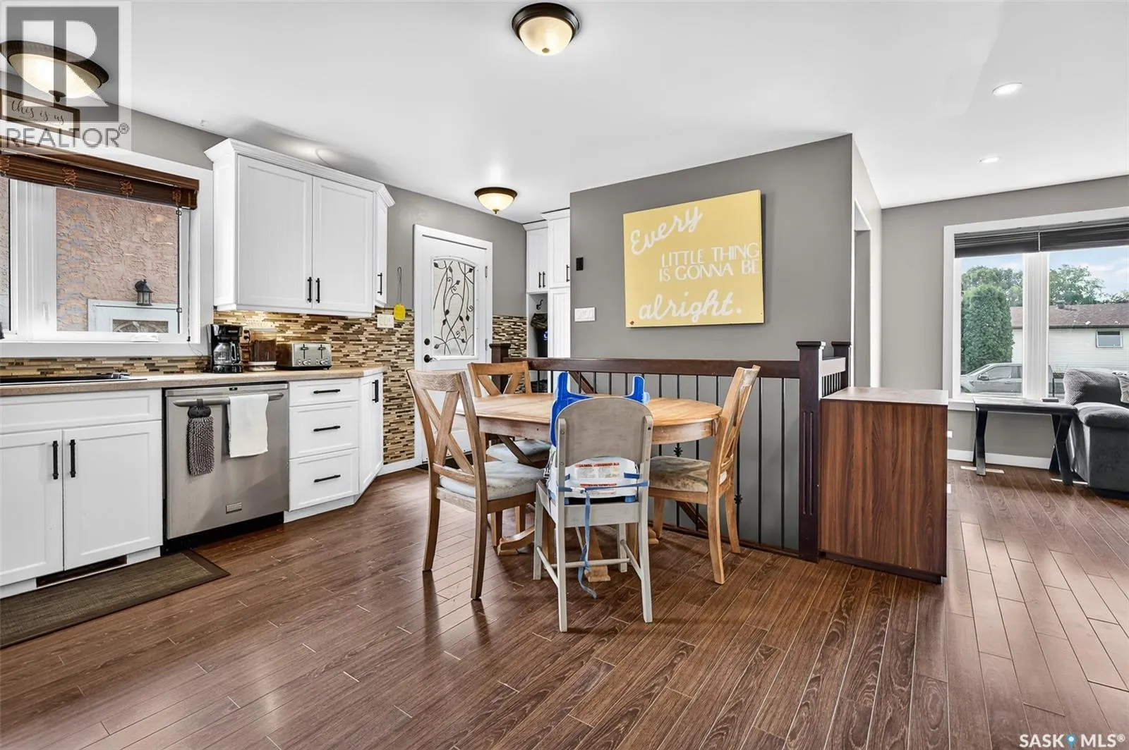 1214 Grandview STREET W