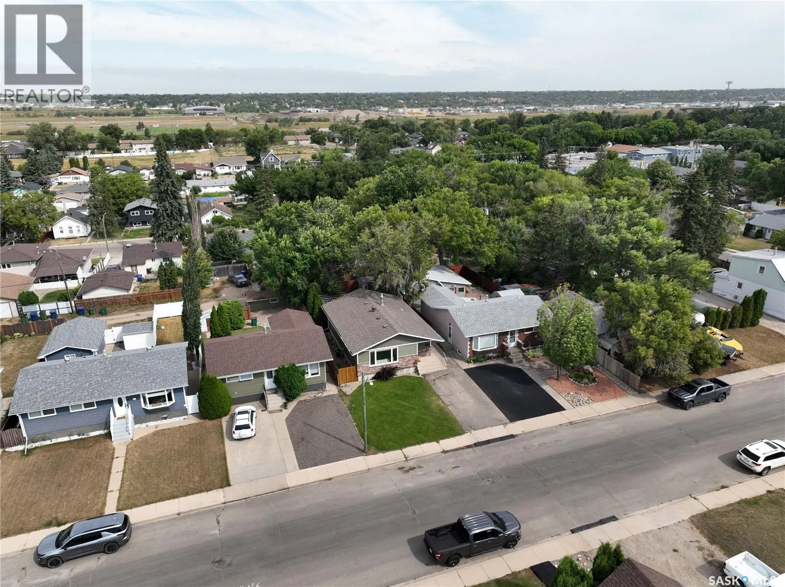 1214 Grandview STREET W