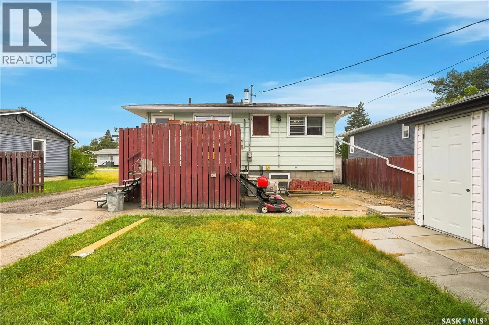 1016 Hastings STREET