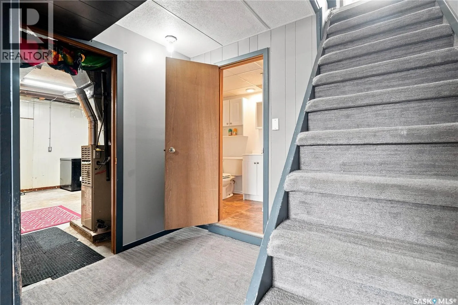 1016 Hastings STREET
