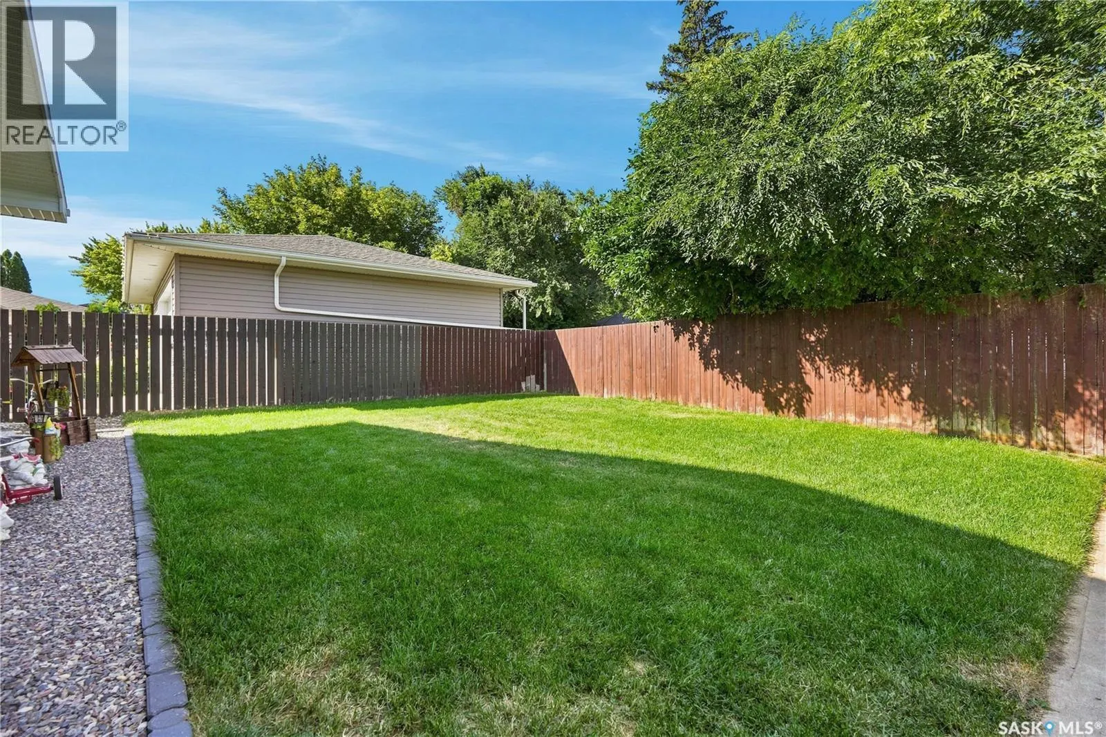 1312 King CRESCENT