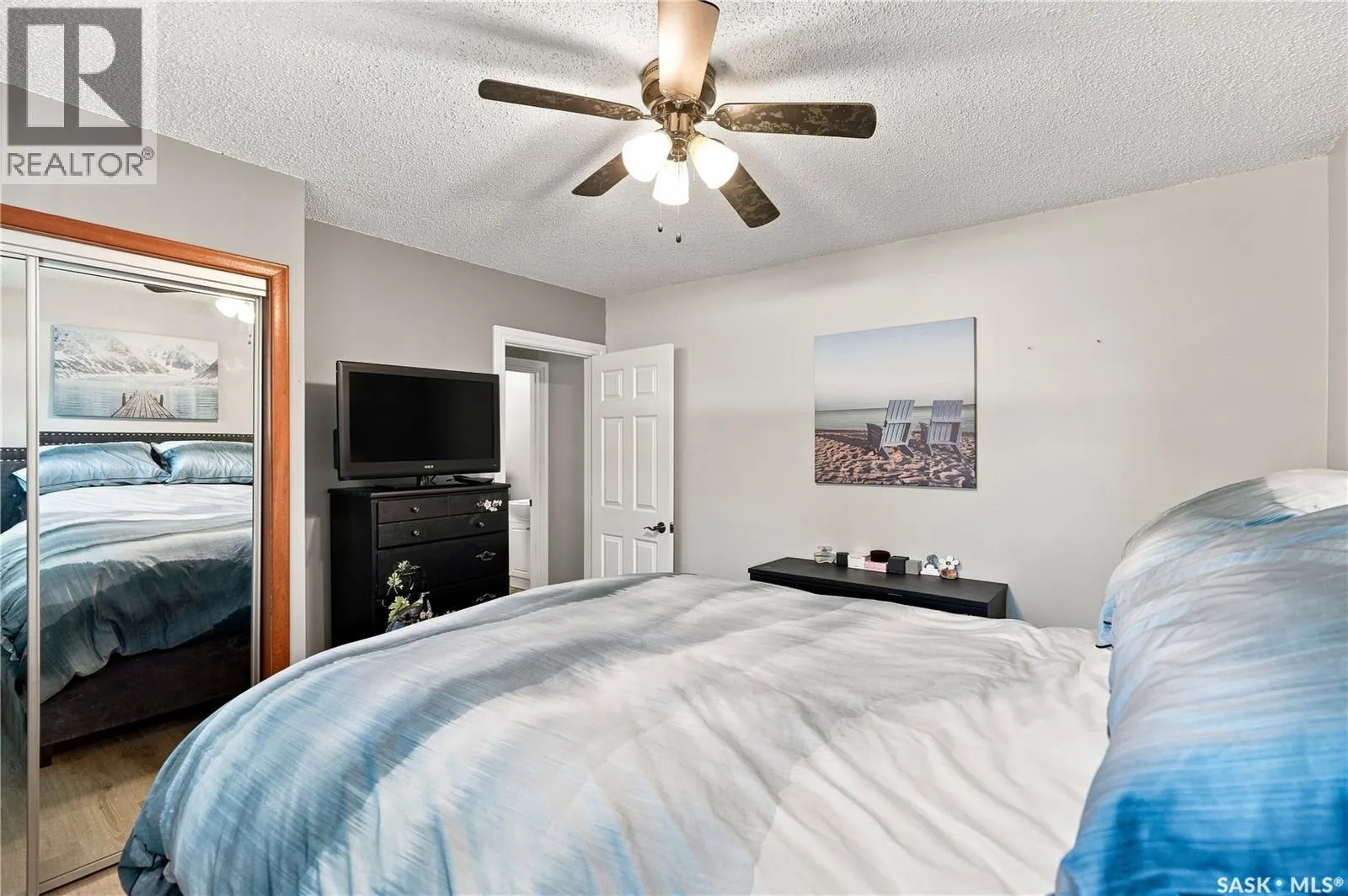 1312 King CRESCENT