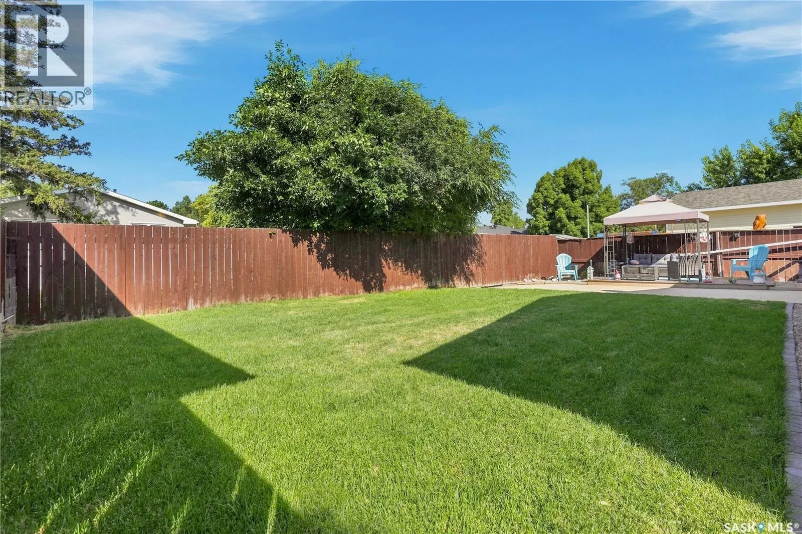 1312 King CRESCENT