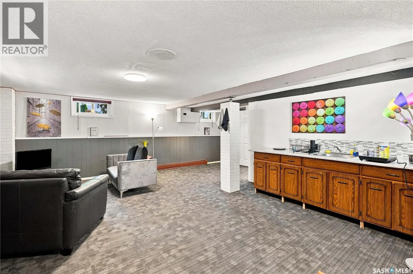 1312 King CRESCENT