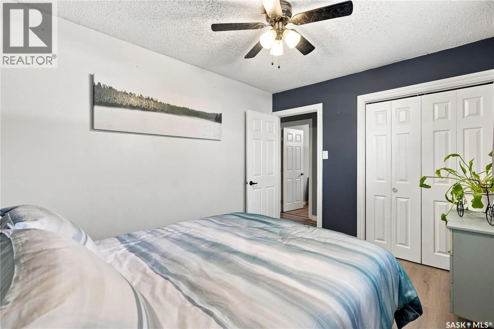 1312 King CRESCENT