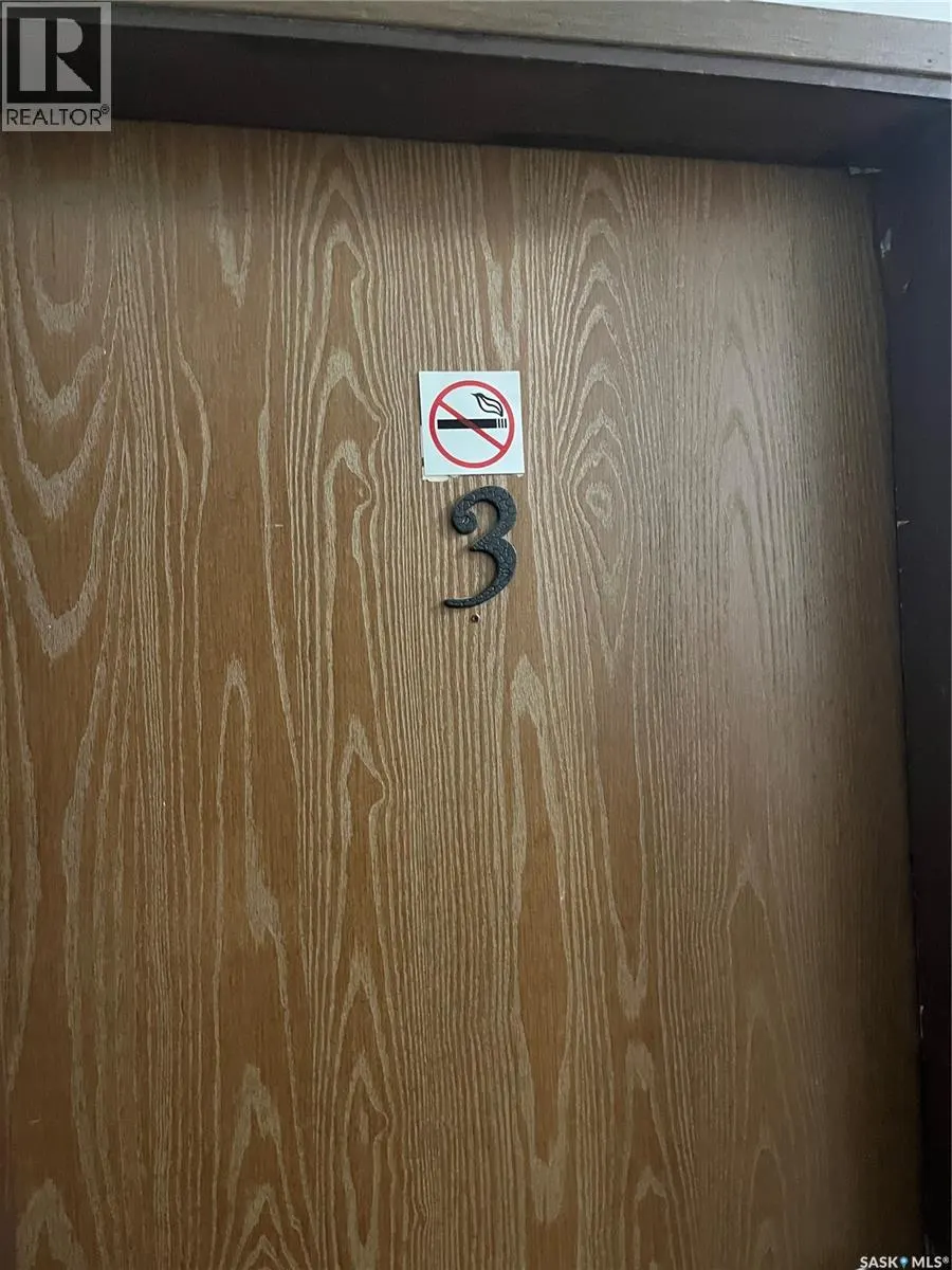 250 Home STREET W