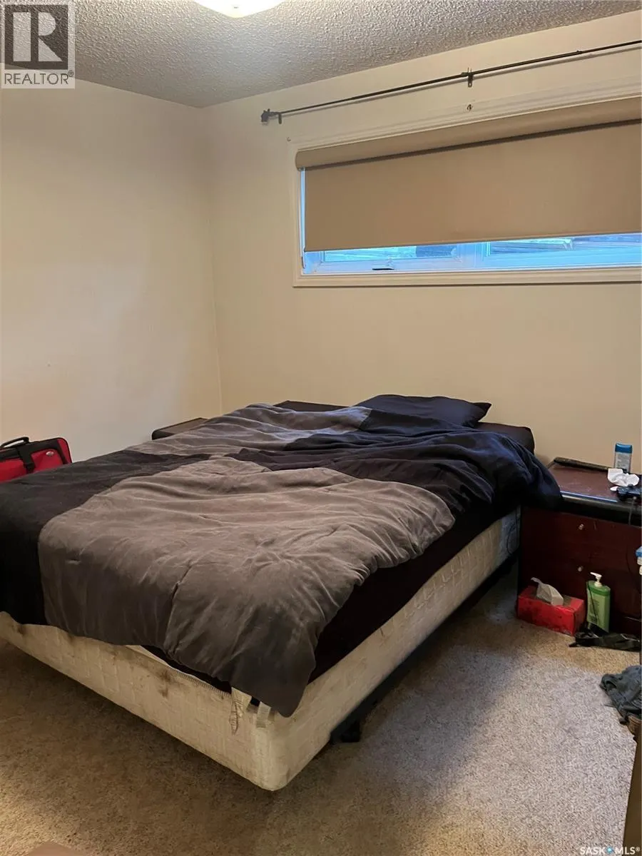 250 Home STREET W