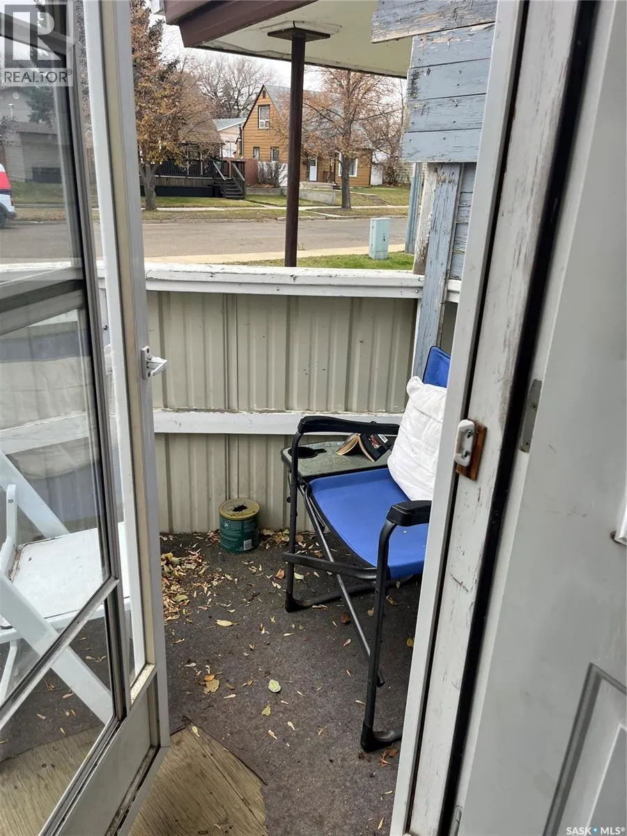 250 Home STREET W