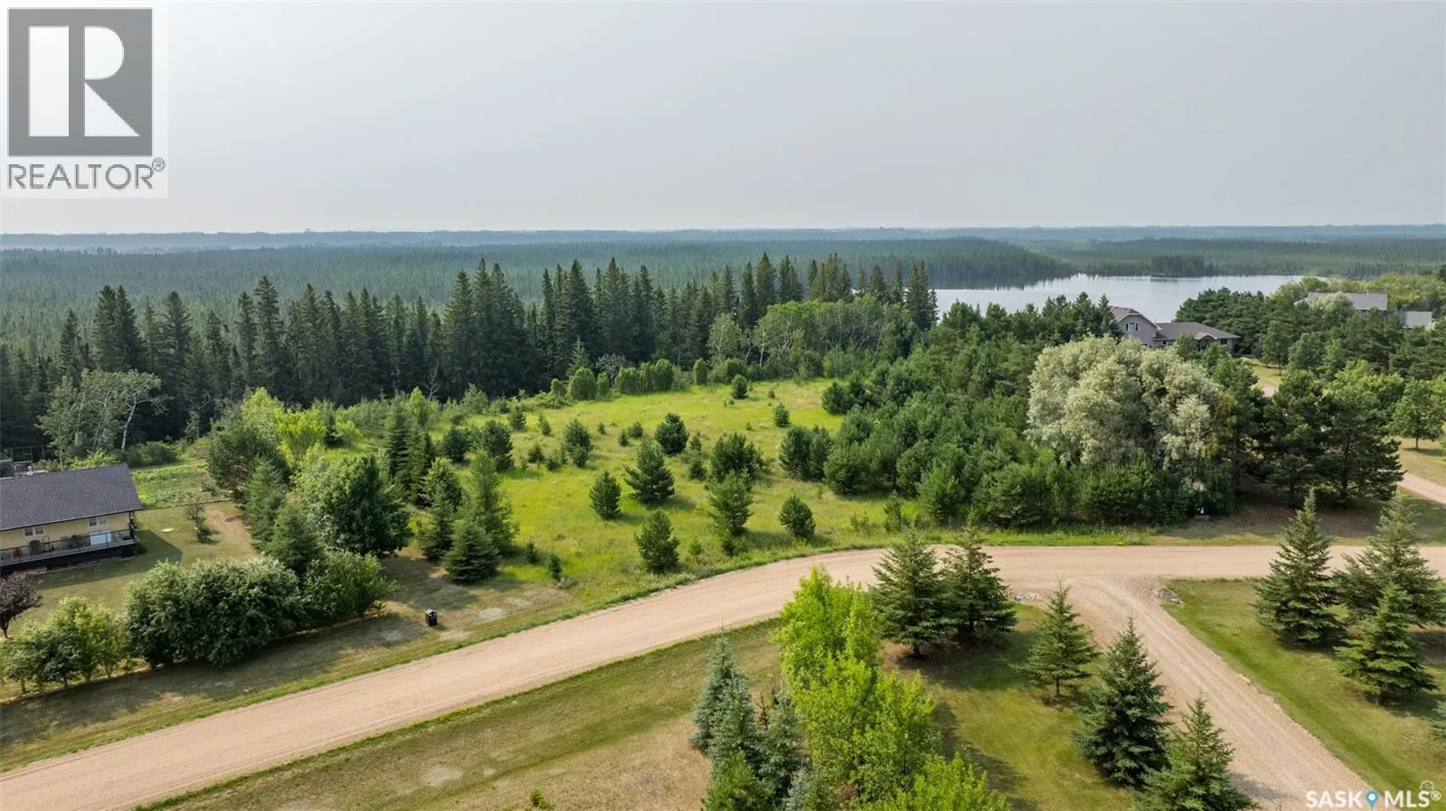 4 Lakeridge ESTATES