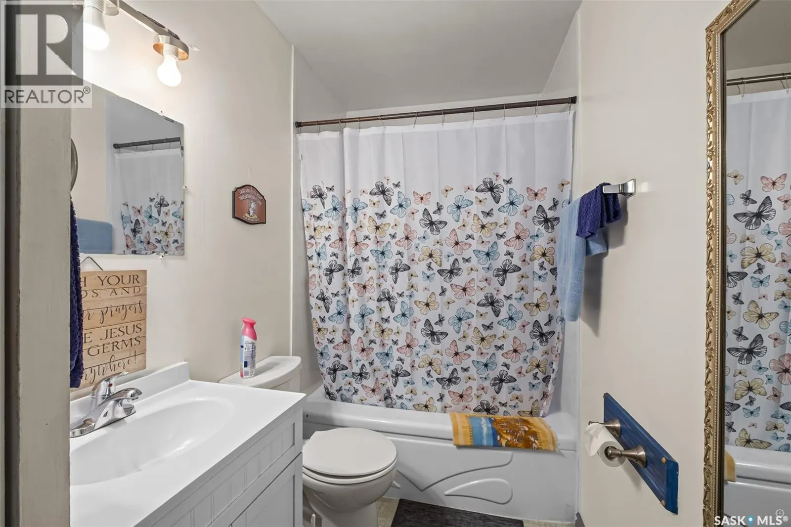 150 31st STREET E
