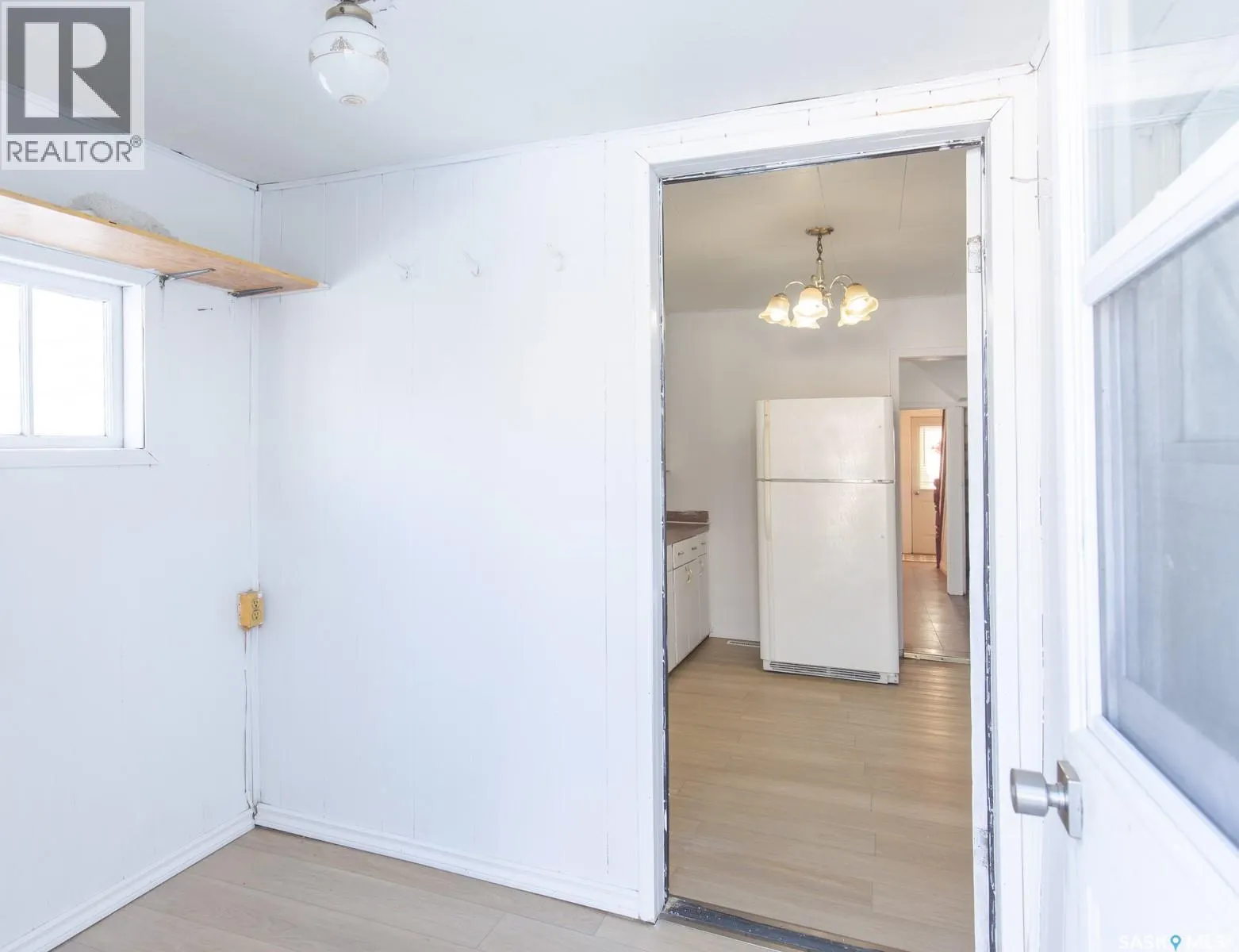404 Fairford STREET W