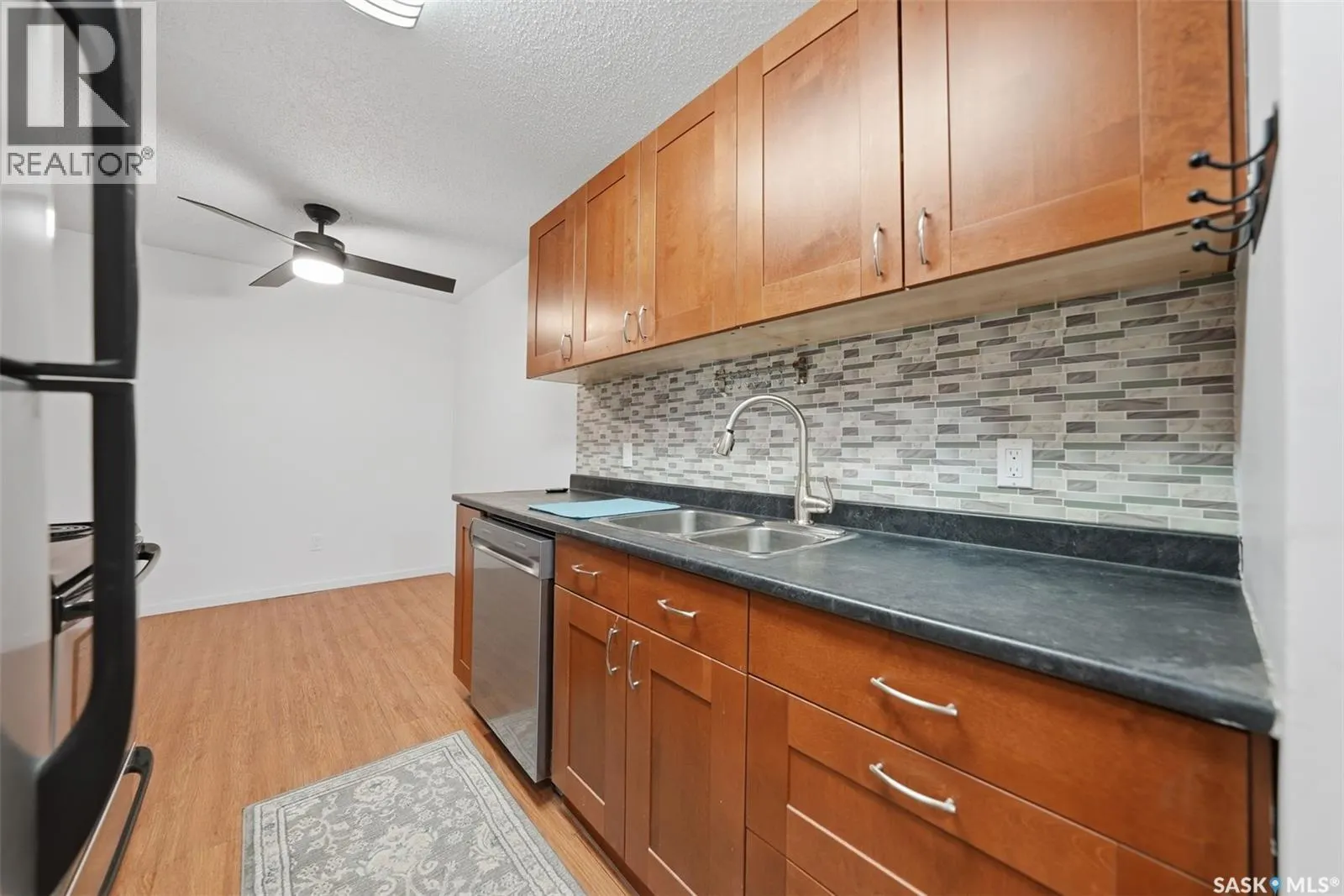 422 1580 Olive Diefenbaker DRIVE