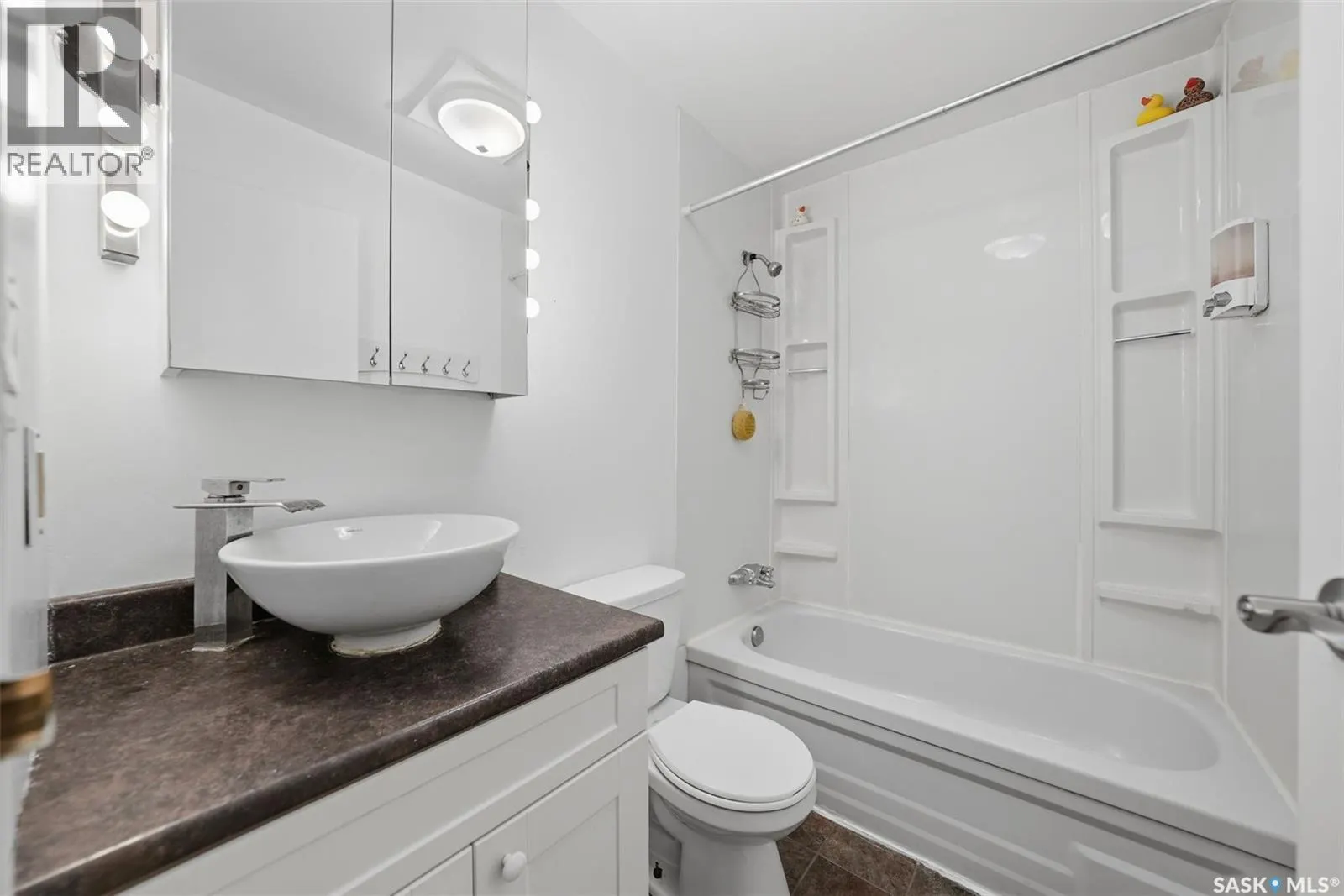 422 1580 Olive Diefenbaker DRIVE