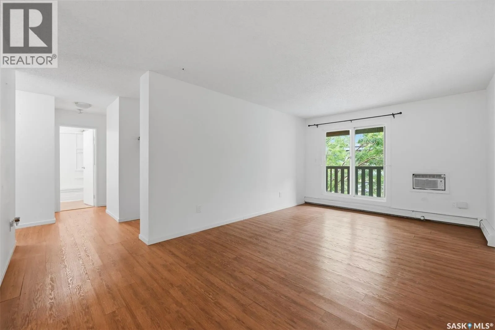 422 1580 Olive Diefenbaker DRIVE