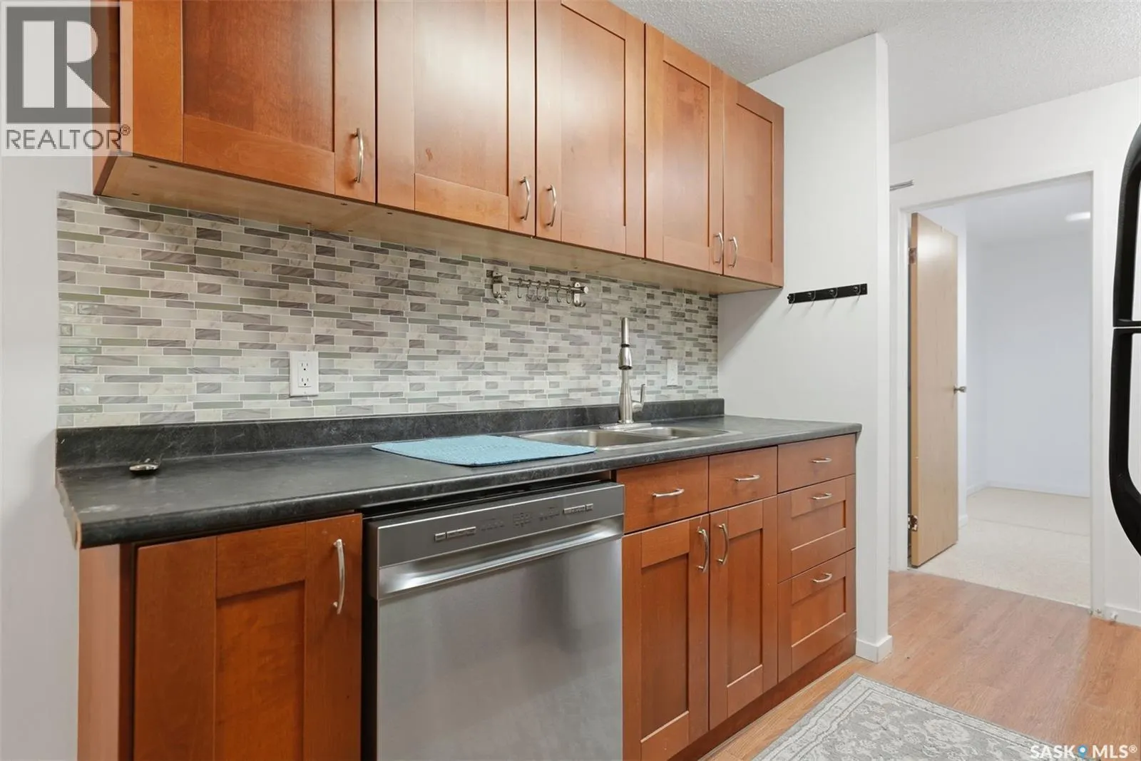 422 1580 Olive Diefenbaker DRIVE