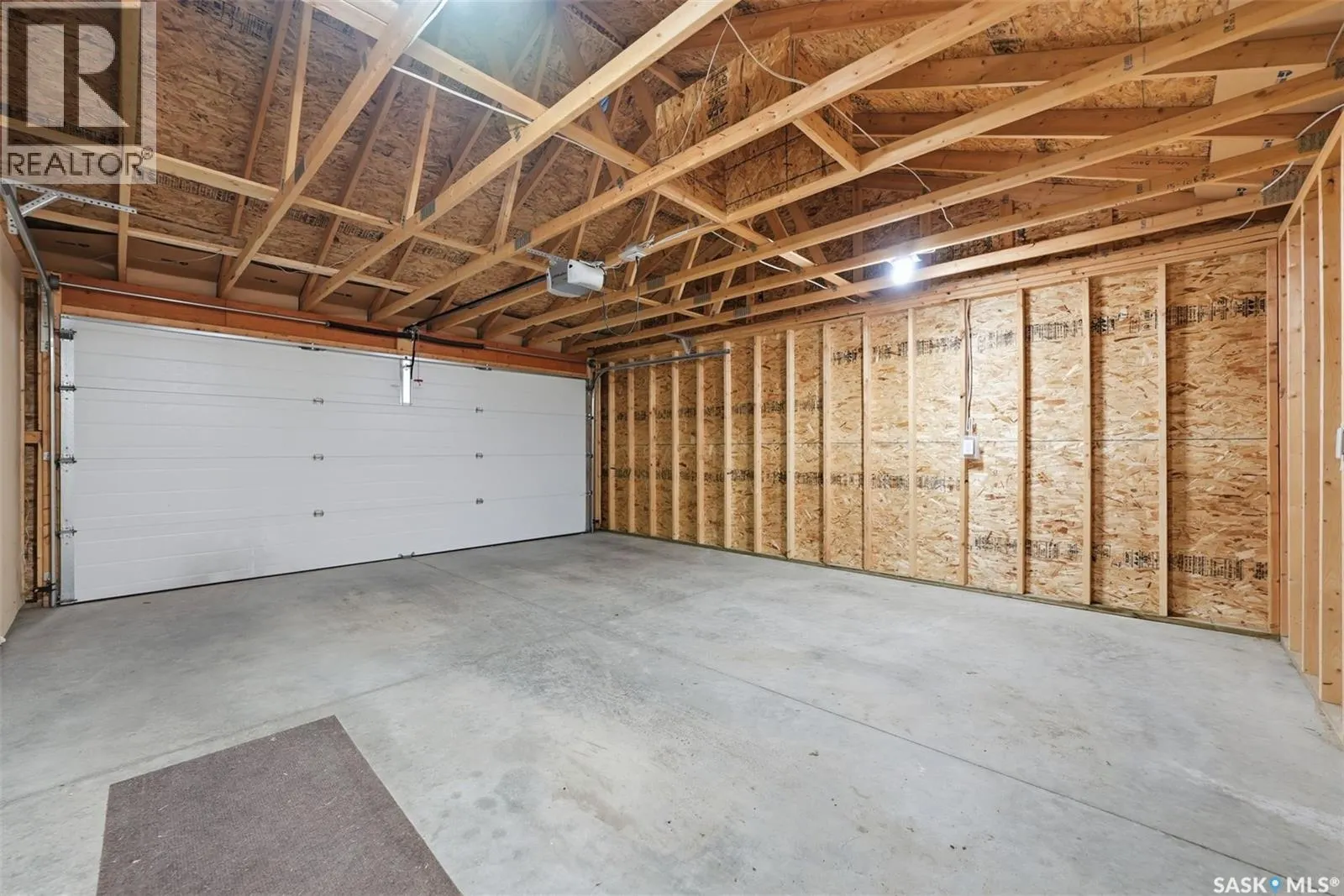 326 Maningas BEND