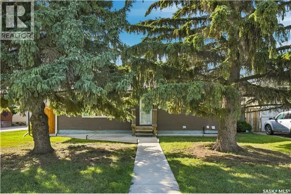 315 M AVENUE N