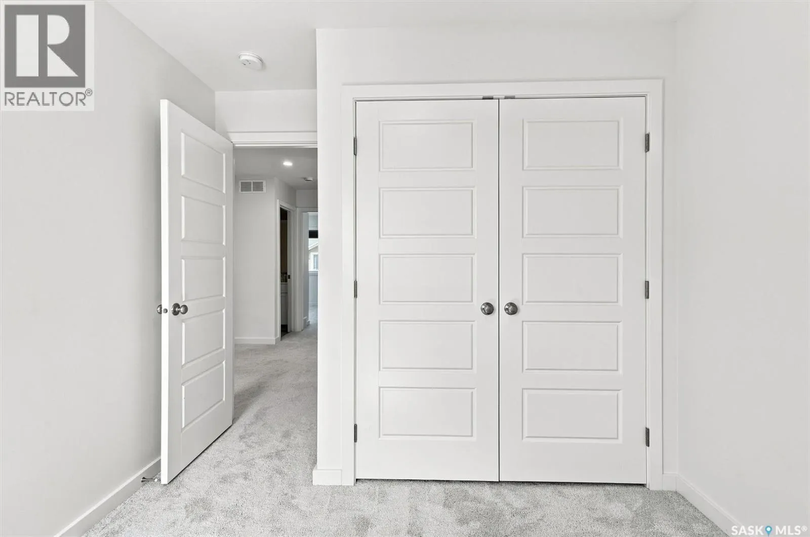 1070 Brighton GATE