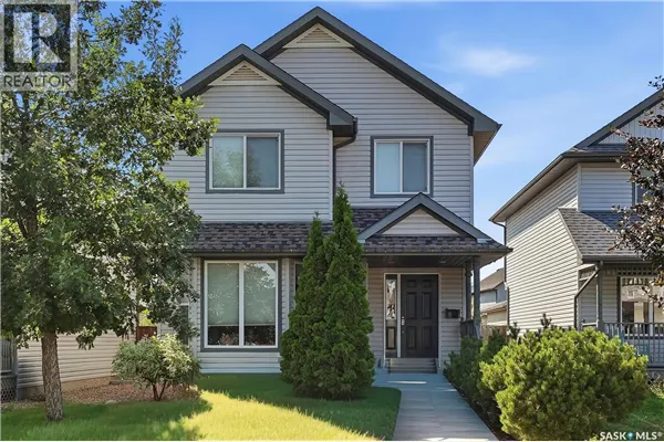 523 Denham WAY