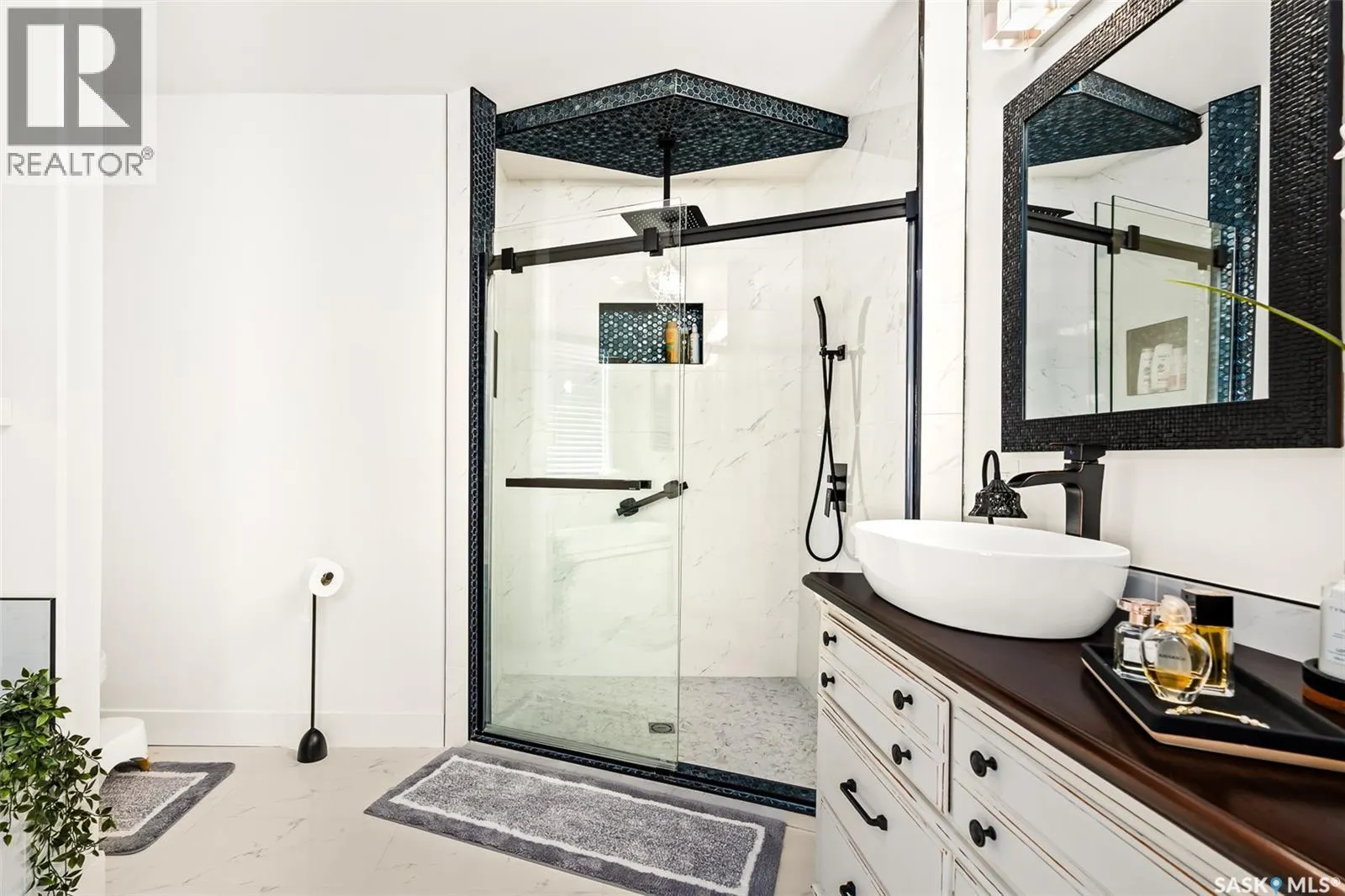 1130 Stadacona STREET W