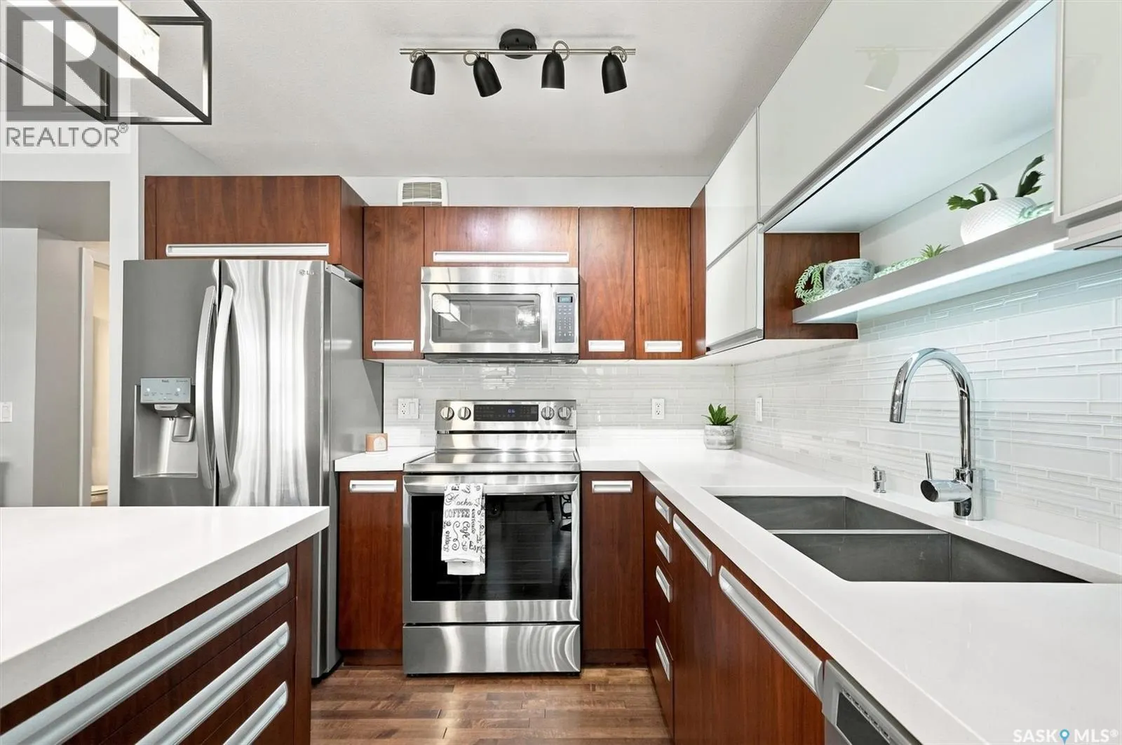 203 2007 Pohorecky CRESCENT