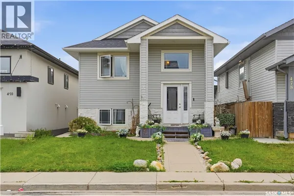 474 Kloppenburg STREET