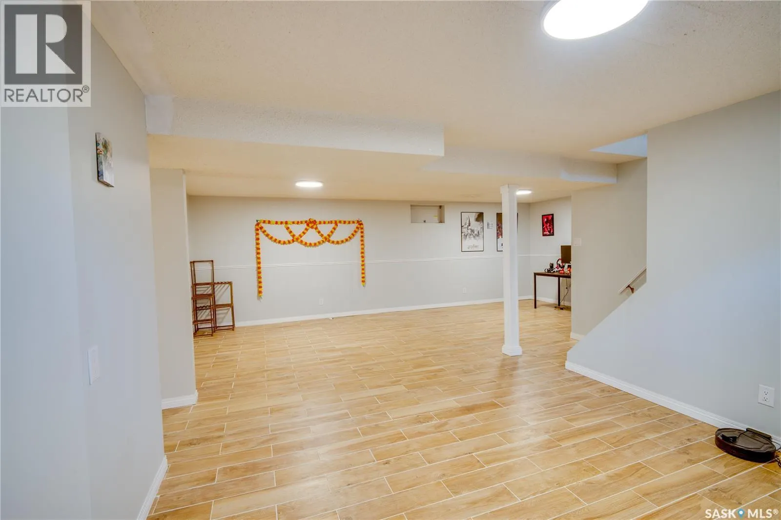 1304 Queen CRESCENT