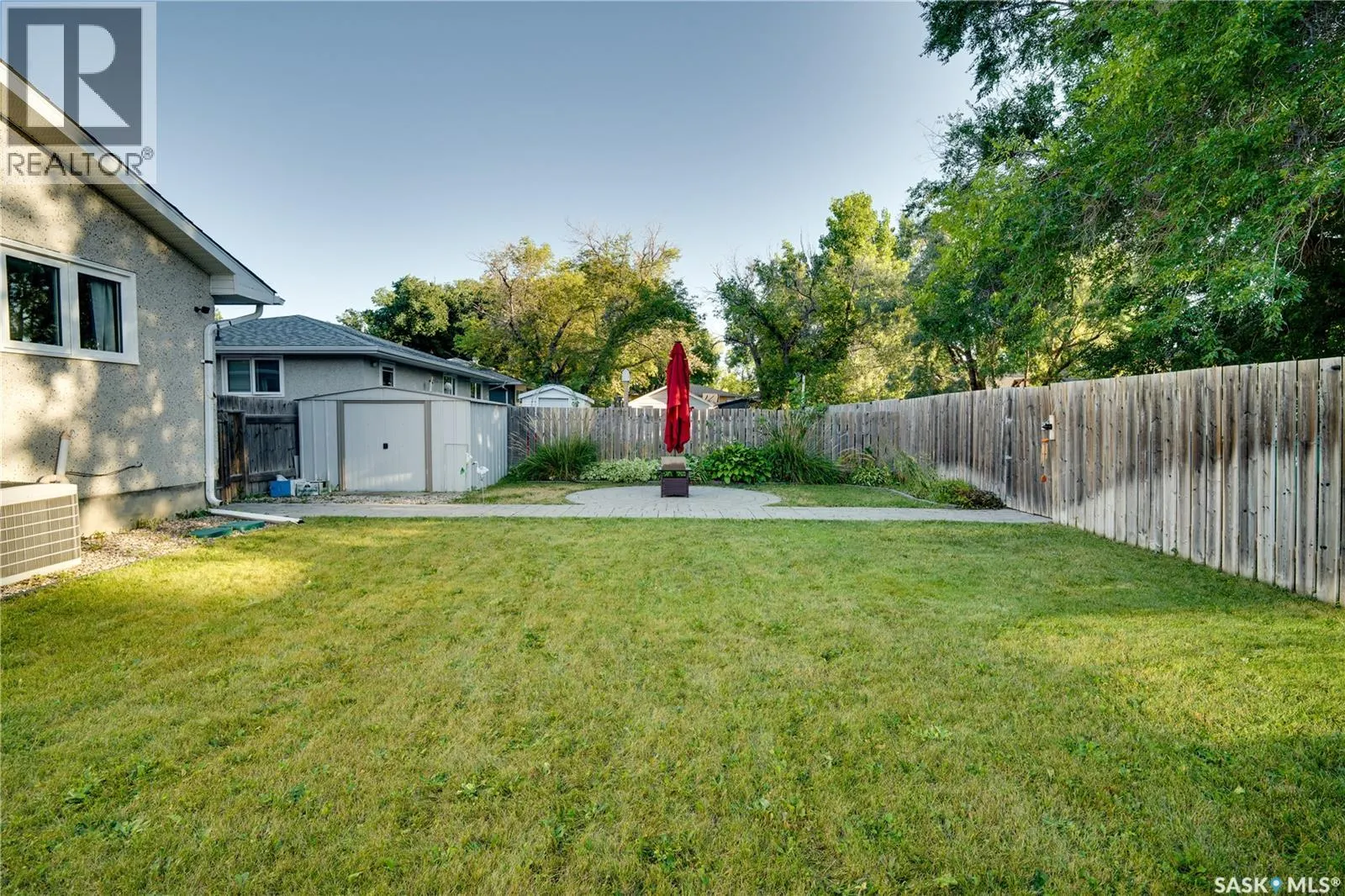 1304 Queen CRESCENT