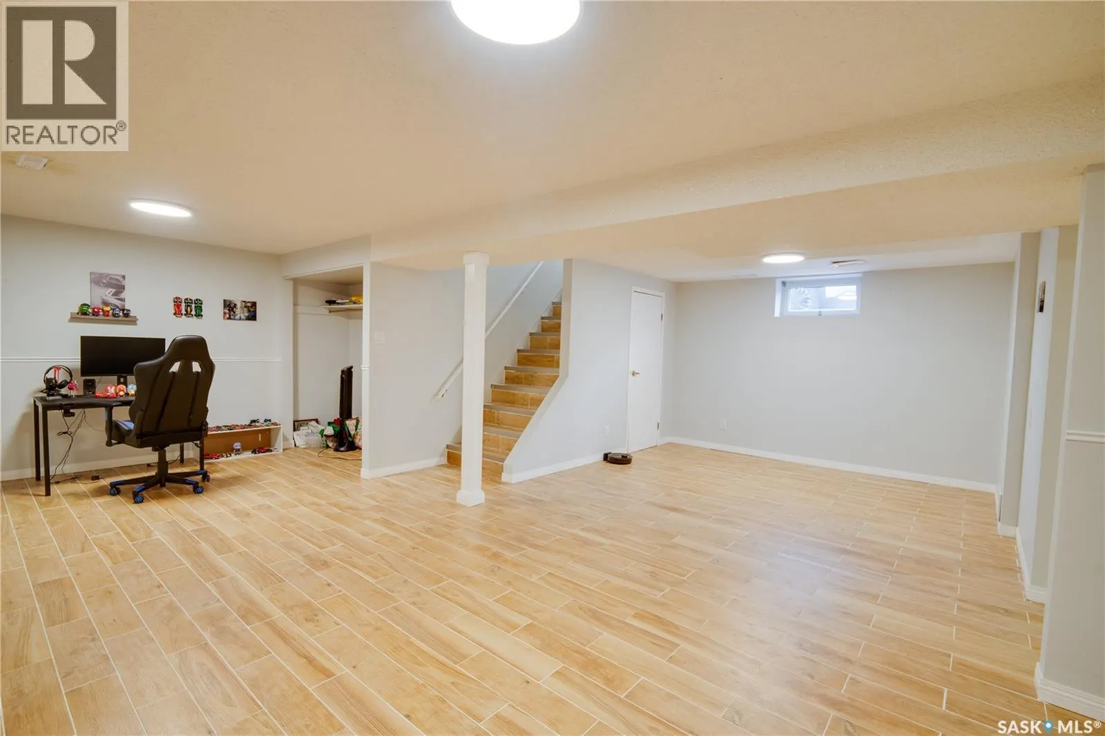 1304 Queen CRESCENT
