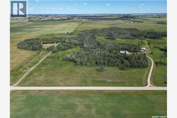 Acreage for sale: Chen's Acreage, Dundurn Rm No. 314