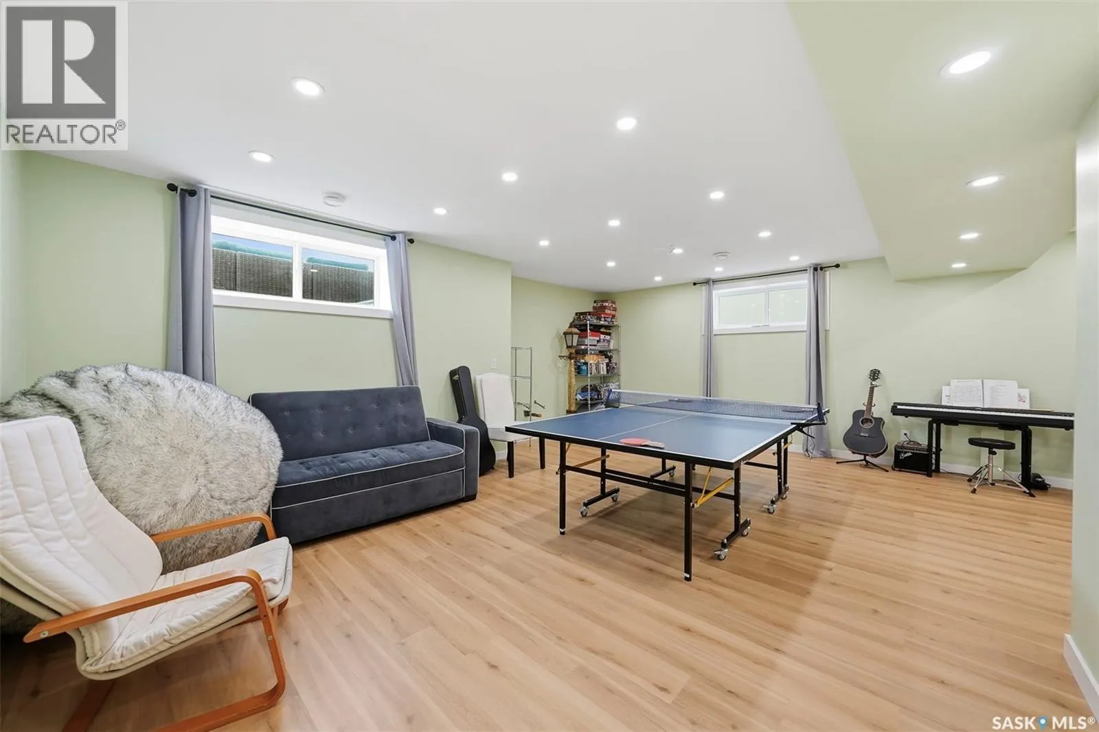 578 McFaull CRESCENT