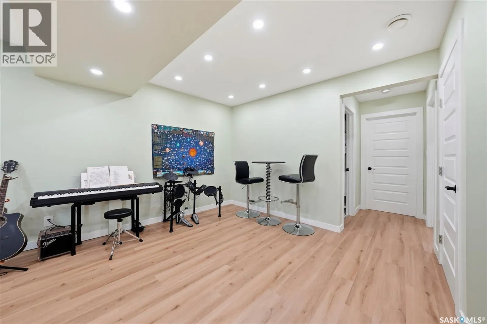 578 McFaull CRESCENT