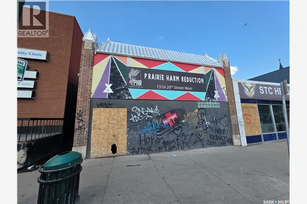 1516 20th STREET W