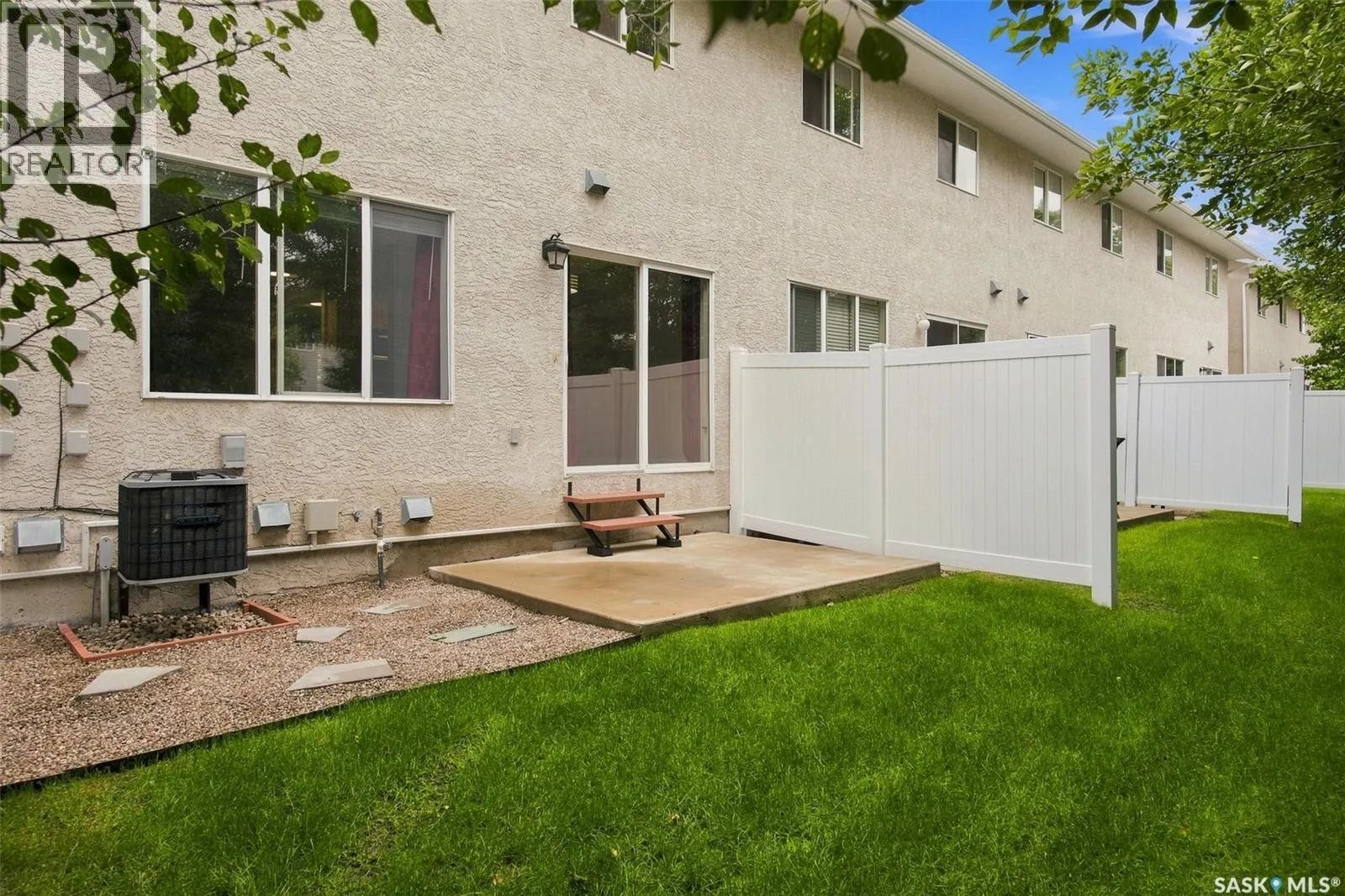 13 2801 windsor park ROAD