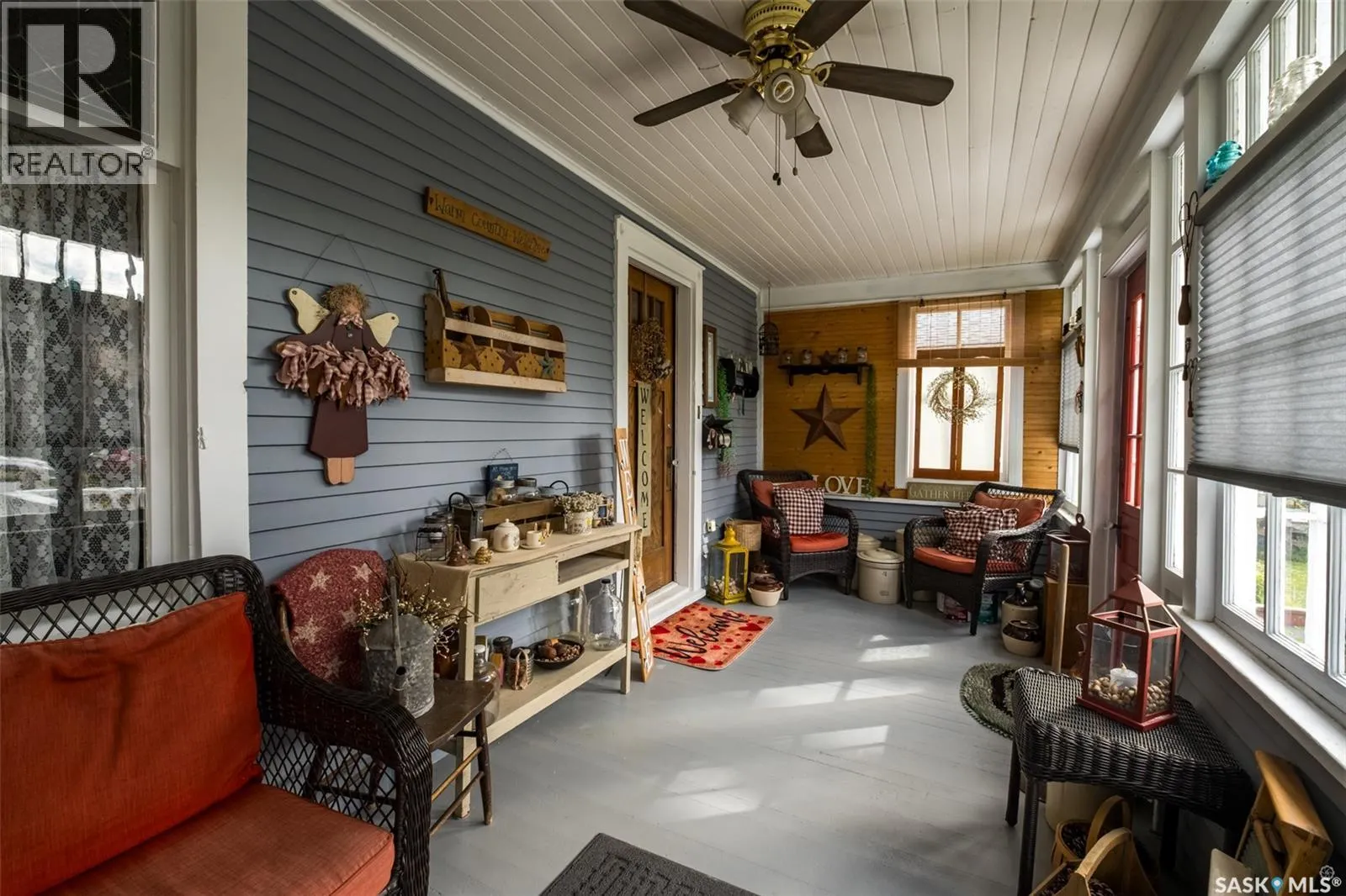 512 12th STREET W