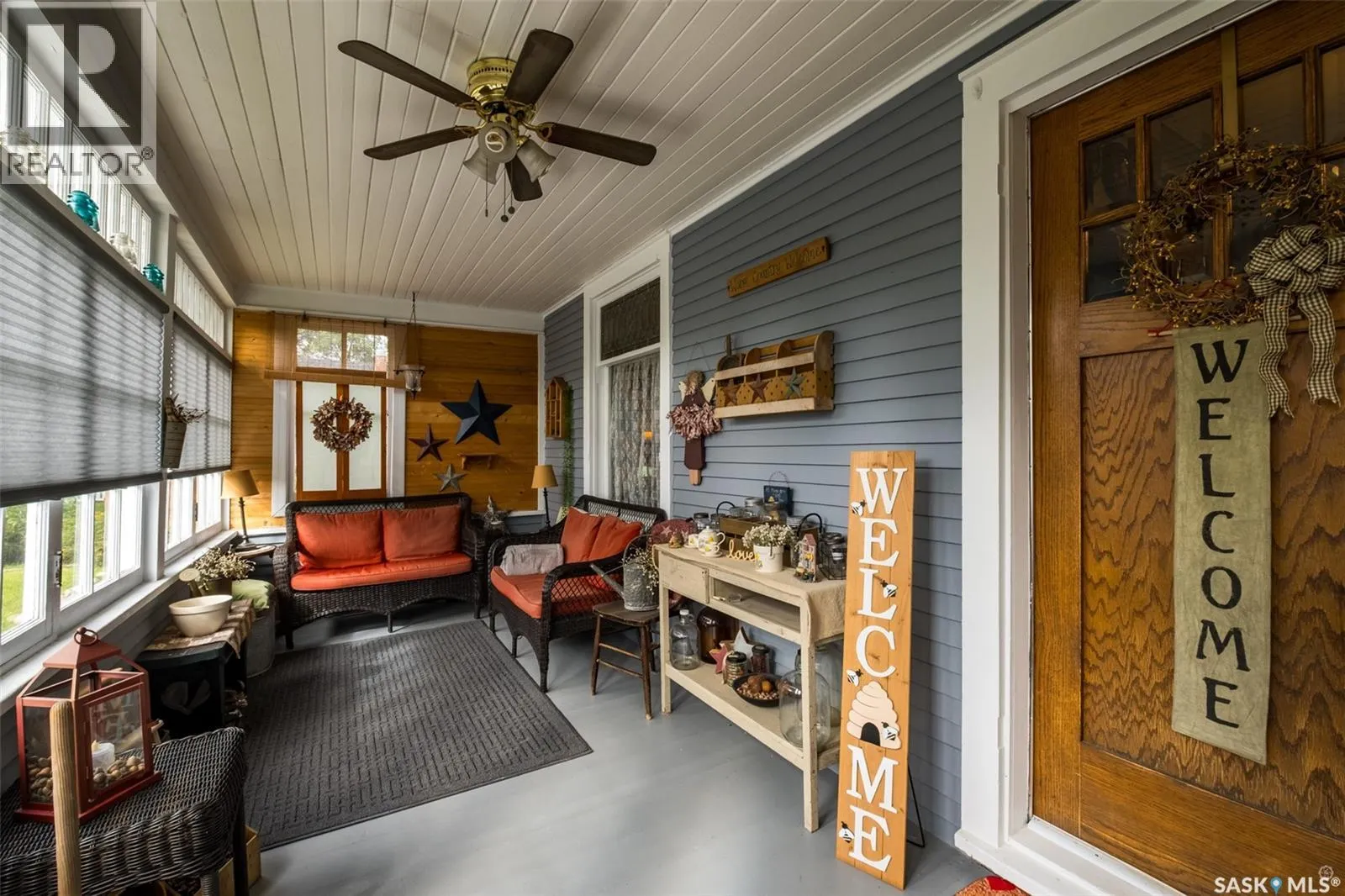 512 12th STREET W