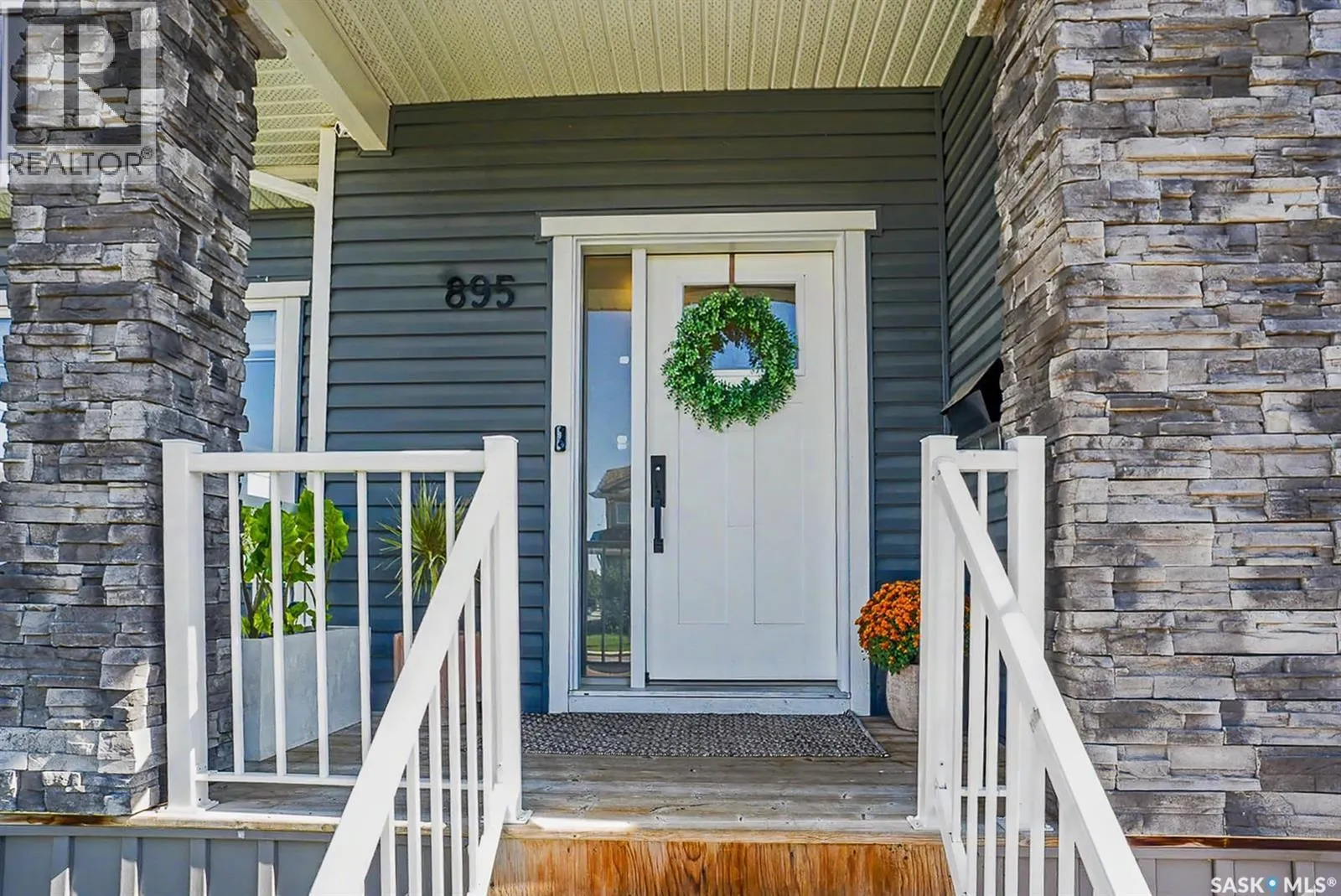 895 McFaull RISE