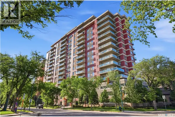 1305 902 Spadina CRESCENT E