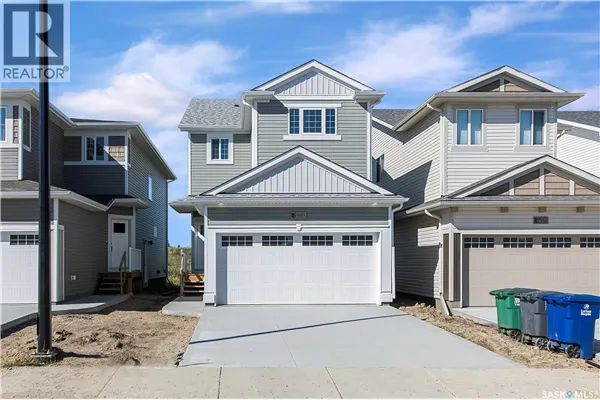 563 Traeger MANOR