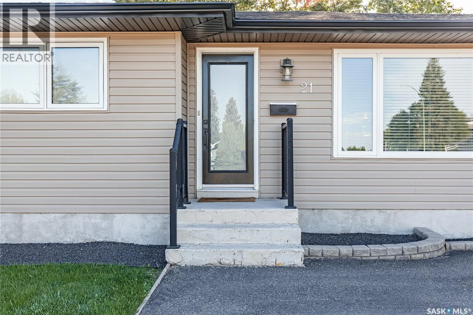 21 Blue Sage DRIVE
