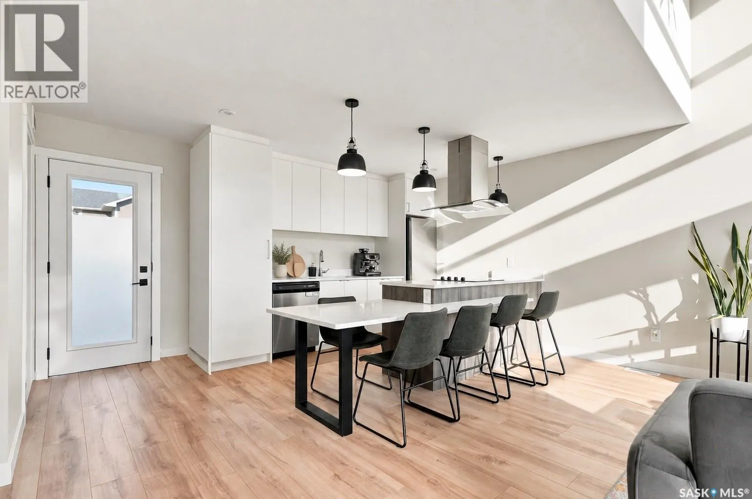 105 Westfield ROAD