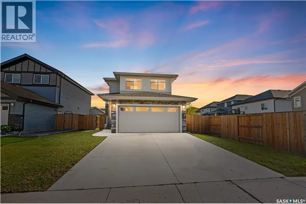 814 LaBine CRESCENT