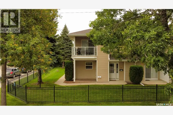 104A 141 105th STREET W