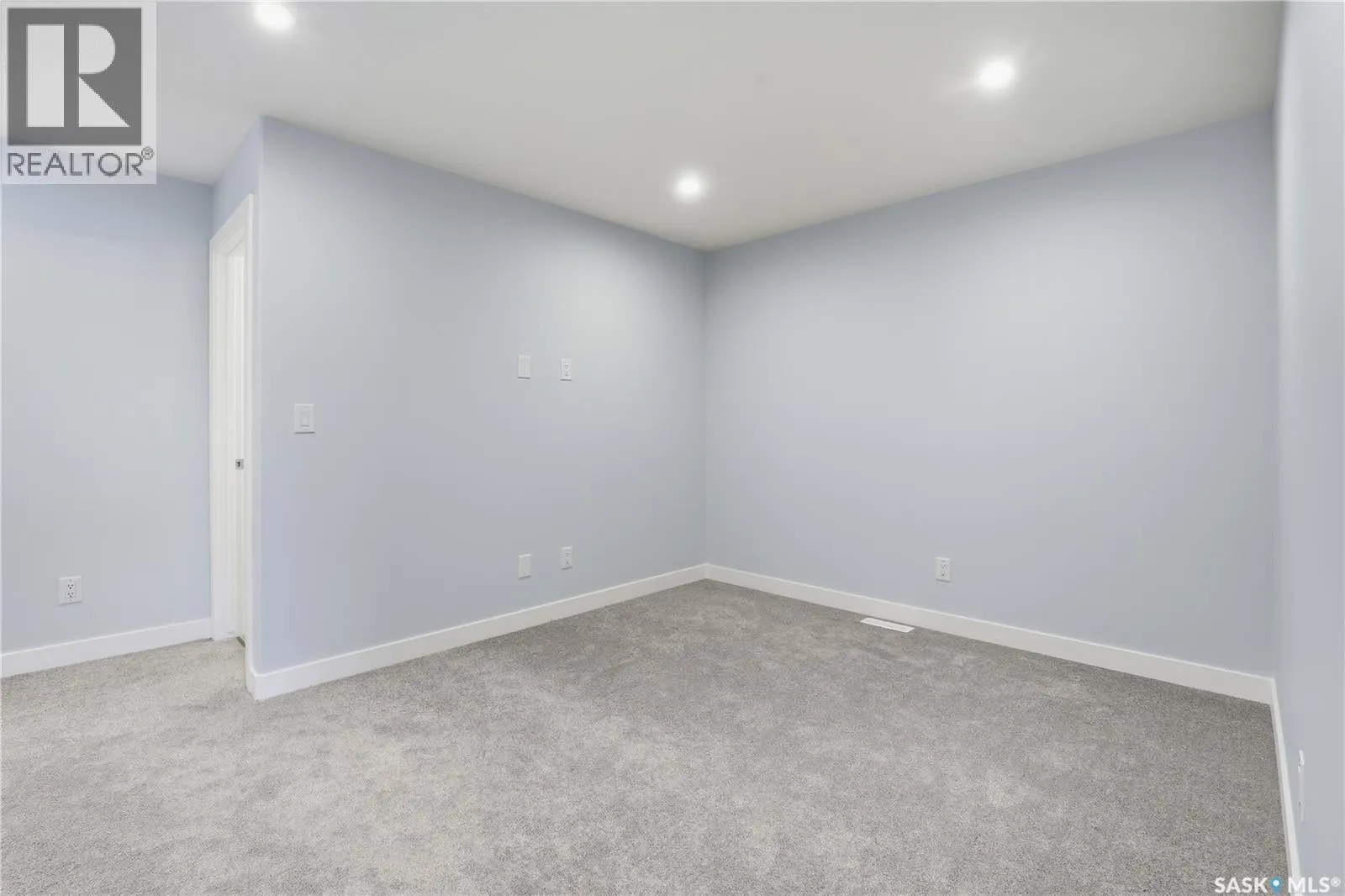 575 Cockcroft COURT