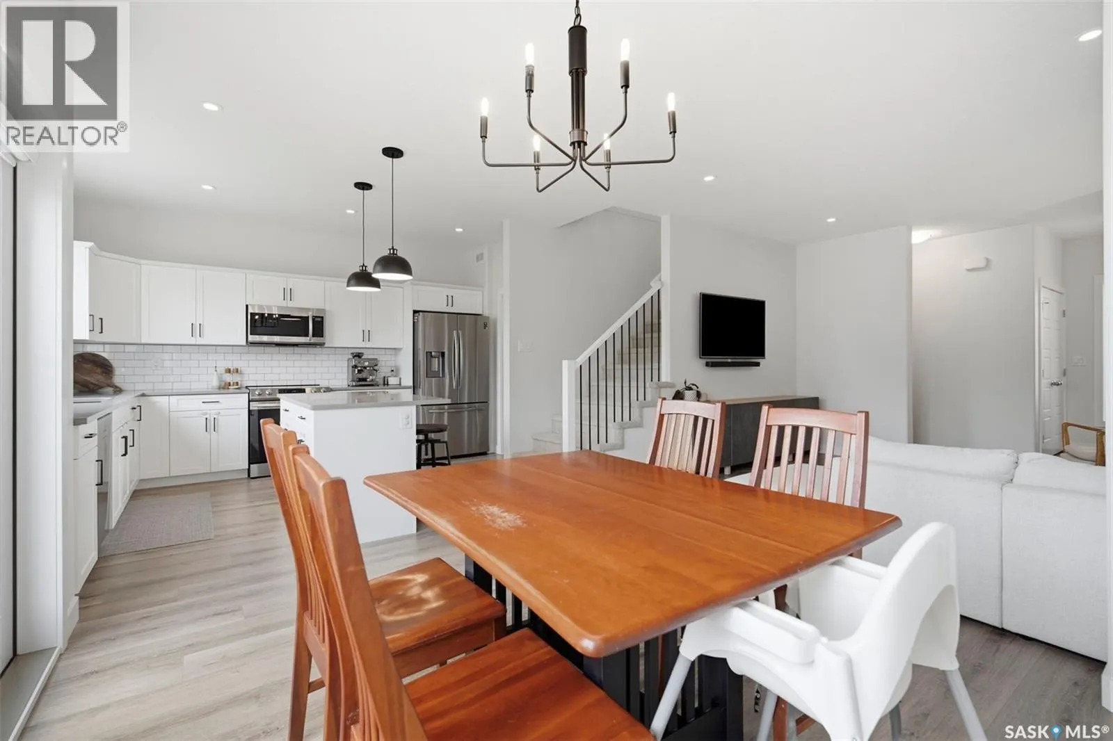 446 Germain MANOR