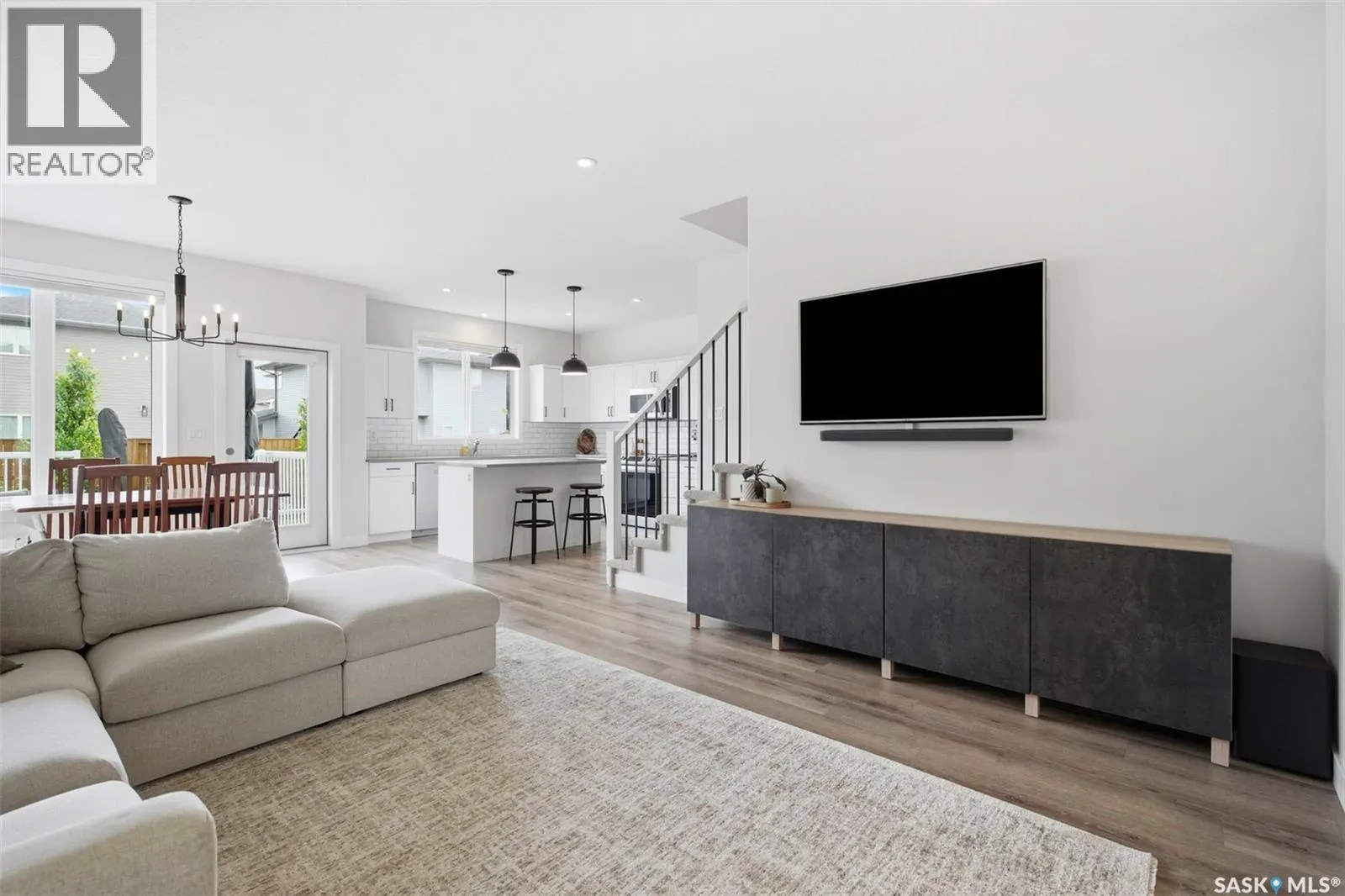 446 Germain MANOR