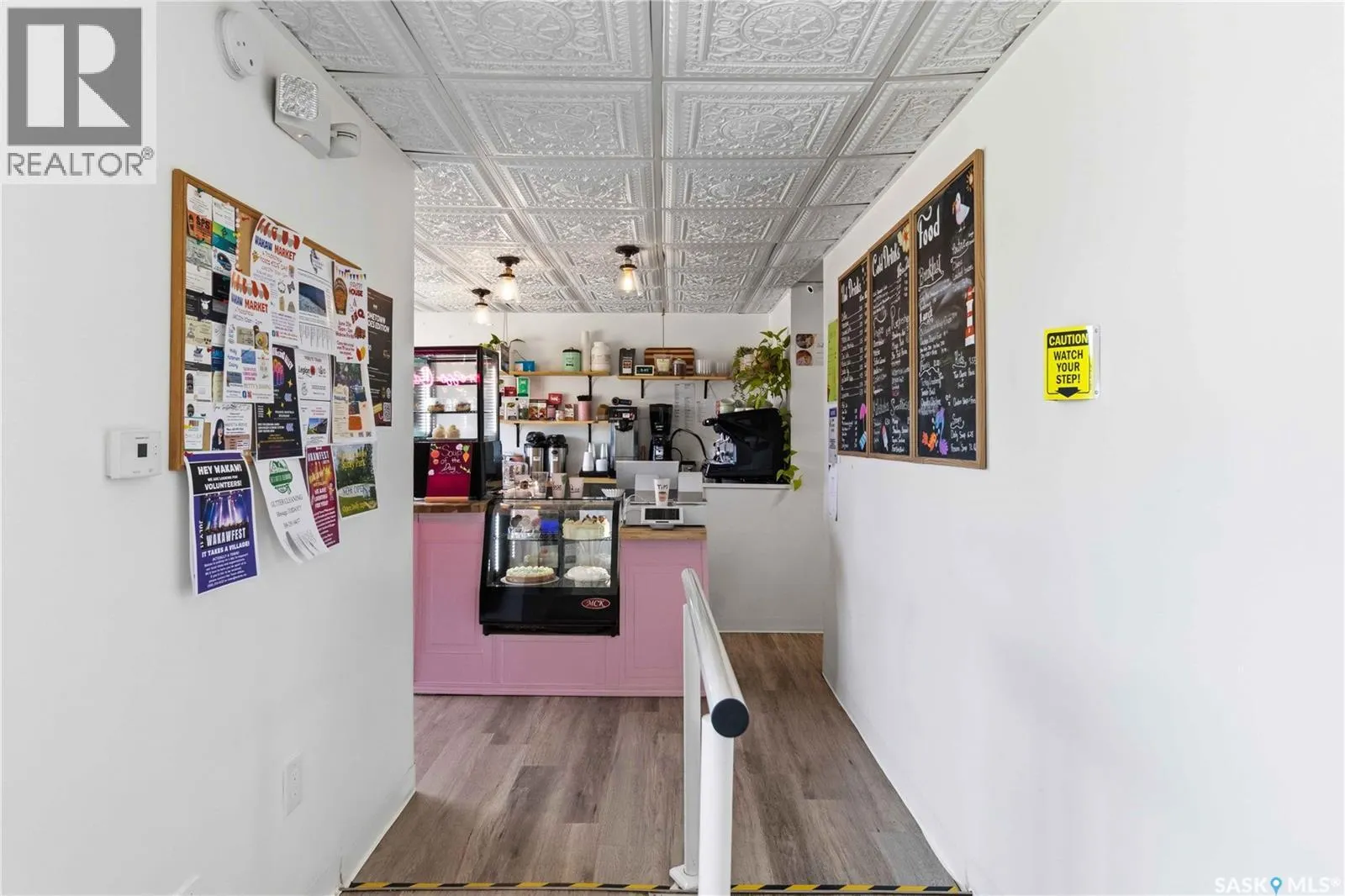 119 1st STREET S